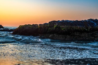 Denizde güzel bir gün batımı