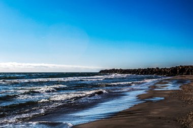 Deniz manzarası çok güzel.