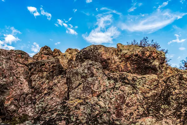 Gökyüzündeki kaya
