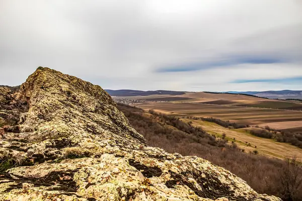 Dağların güzel manzarası