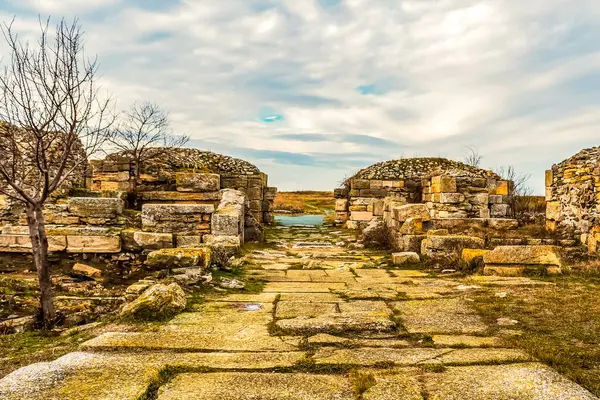Pergamon 'un kalıntıları, hindi..