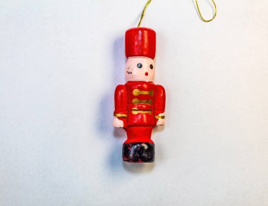 Beyaz arka planda noel süslemesi