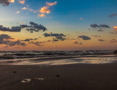 Baltık Denizi güzel gün batımı