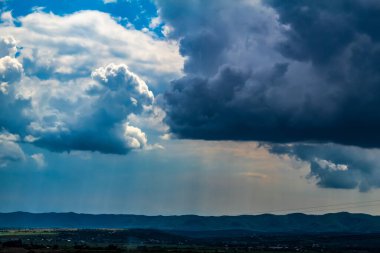 Dağların güzel manzarası