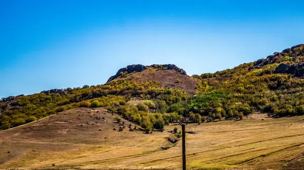 Dağlarda sonbahar manzarası