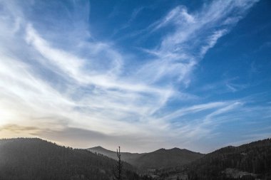 Dağların güzel manzarası