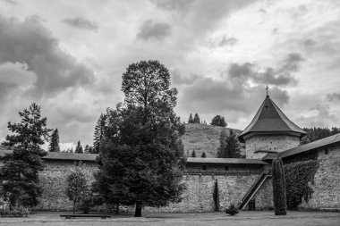 Dünyanın en ünlü şehir simgesinin bulunduğu eski şehrin kalesi.