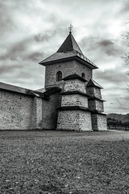 Transilvanya 'daki ortaçağ kalesi. Romanya