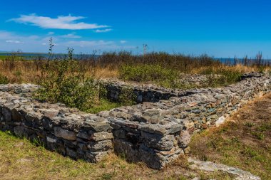 Perperan, Bulgaria yakınlarındaki antik kalenin kalıntıları.