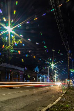 Barselona şehrinin gece manzarası