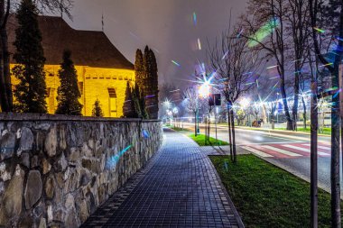 Şehrin gece manzarası