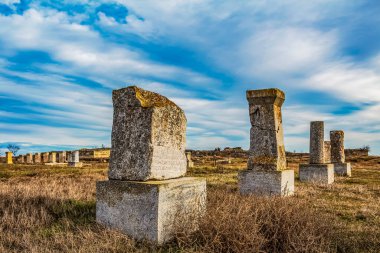 İsrail devletinin antik taş kalıntıları.