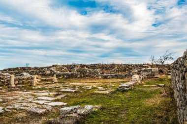 Eski şehrin kalıntıları hiyerapolis