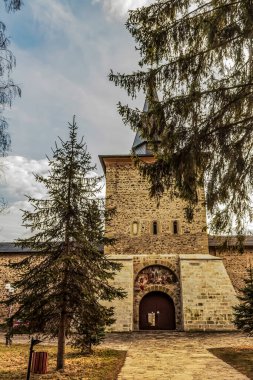 İsrail şehrindeki kutsal üçlünün şatosu.