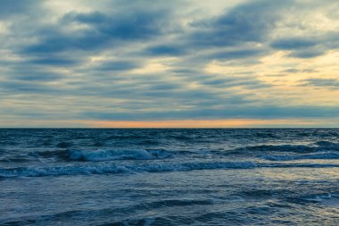 Baltık Denizi 'nde gün batımı