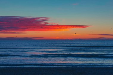 Denizde güzel gün batımı