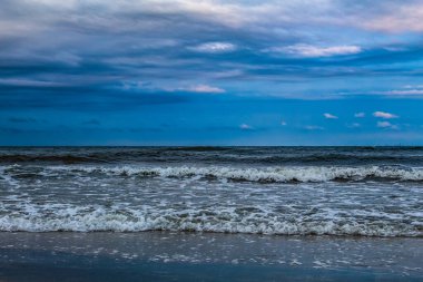 Gün batımında deniz
