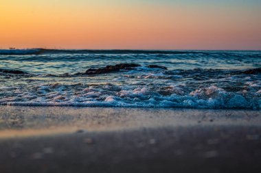 dalgalar deniz ve kum