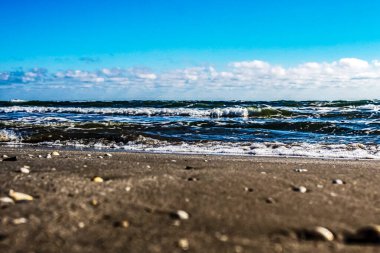 Deniz manzarası çok güzel. Doğa