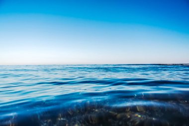 Deniz dalgalarının güzel manzarası. Doğa