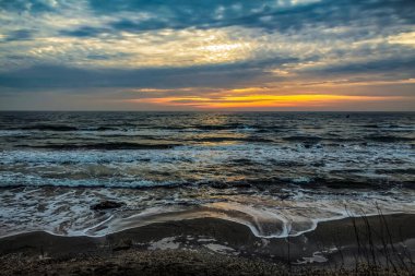 Denizde gün batımı