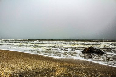 Akdeniz sahillerinde fırtına var.