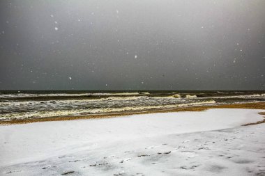 Akşamları kış manzarası