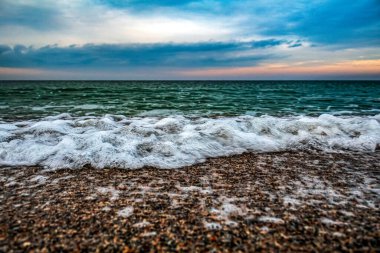 Denizde gün batımı