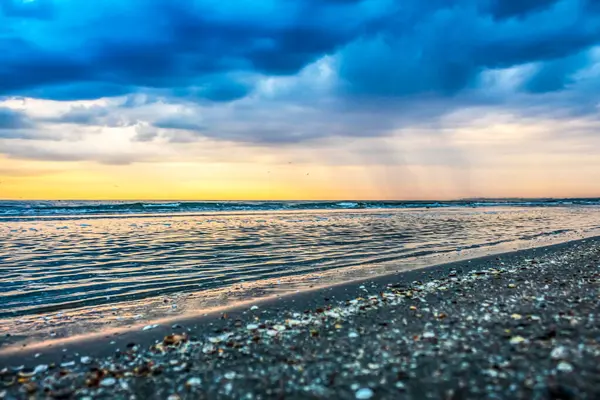 Baltık Denizi sahilinde fırtına