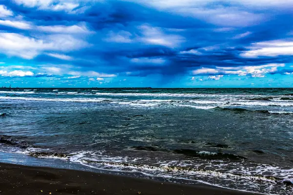 Güzel bir deniz manzarası. doğal arkaplan