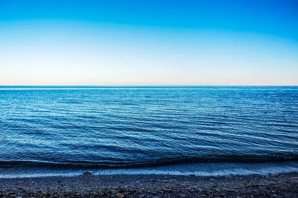 mavi deniz güzel deniz manzarası