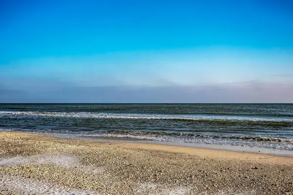 Baltık Denizi kıyısında akşam