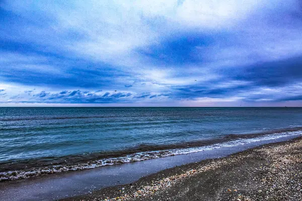 Karadeniz üzerinde Güzel Gün Batımı