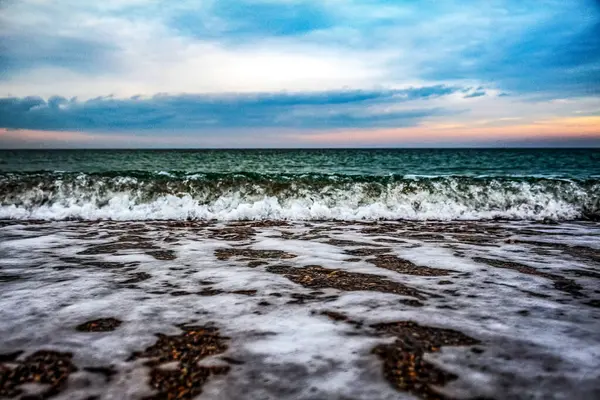 Güzel deniz kıyısı. doğa arkaplanı