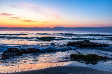 Denizin Üzerinde Gün Doğumu