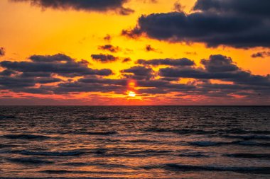 Baltık Denizi 'nde gün batımı