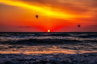 Karadeniz üzerinde gündoğumu