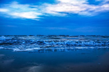 Güzel deniz manzarası ve gökyüzü