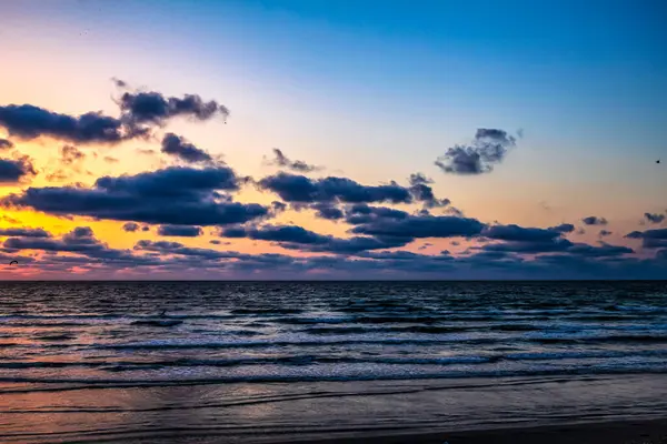 Günbatımı denize Tayland.