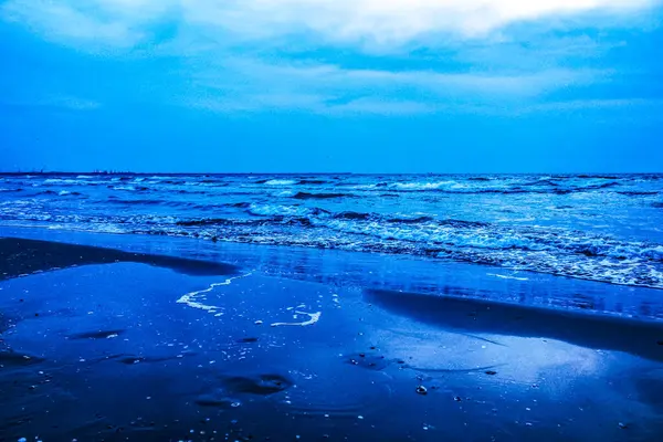 Deniz manzarası çok güzel. Doğa