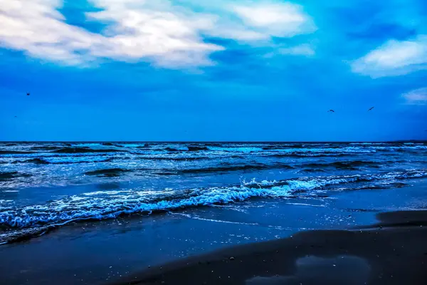 Deniz manzarası çok güzel. Doğa