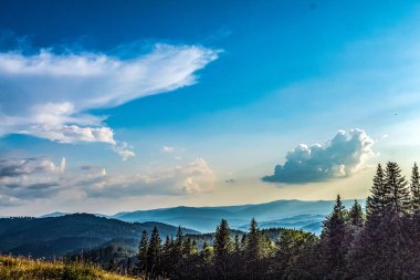 Dağların güzel manzarası