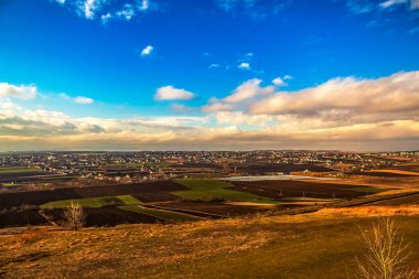 renkli bulutlar ile güzel sonbahar manzara