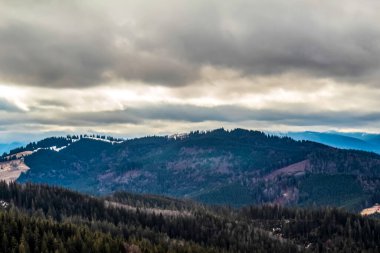 Dağların güzel manzarası