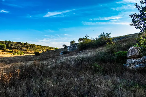 Dağlarda güzel bir gün batımı