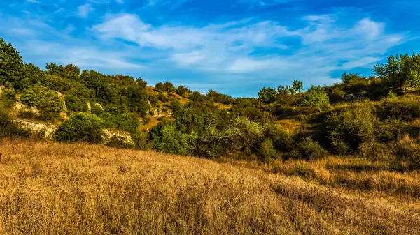 Dağların güzel manzarası