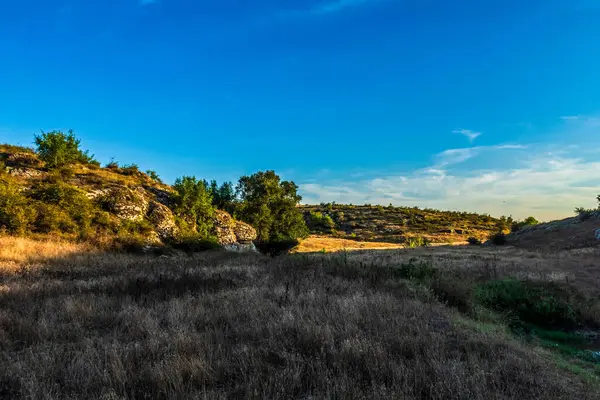 Dağlı güzel bir manzara.