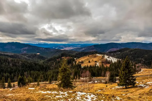 Bulutlu bir havanın güzel bir görüntüsü