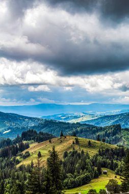 Dağların güzel manzarası