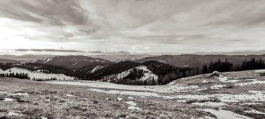 Dağların güzel manzarası